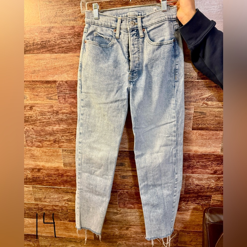 Old Navy, Ultra High Rise, Sky Hi Straight, Size 0, Buttonfly
#0014